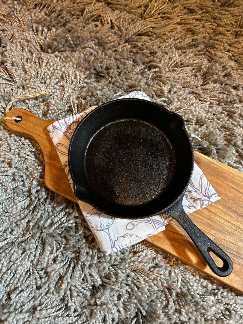 【新品未使用】カッティングボード / Atelier Kizuna