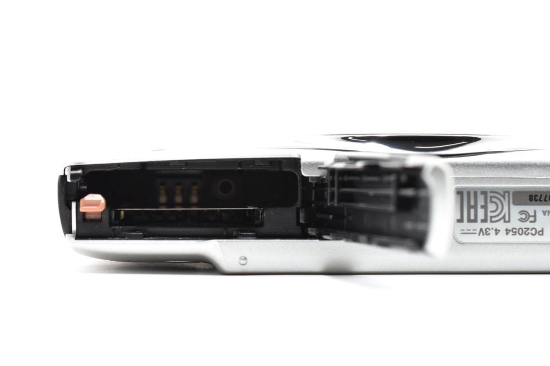 【美品】Canon IXY 140キャノン　デジカメ シルバー#2537