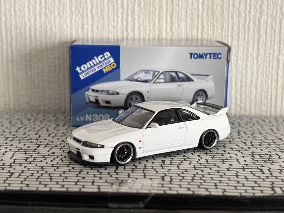 トミカリミテッドヴィンテージNEO 日産 スカイライン GT-R カスタム品