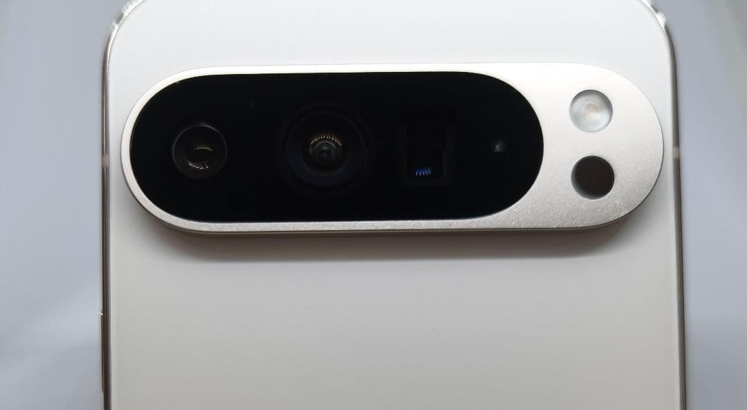 美品 Google Pixel 9 pro XL Porcelan simフリー