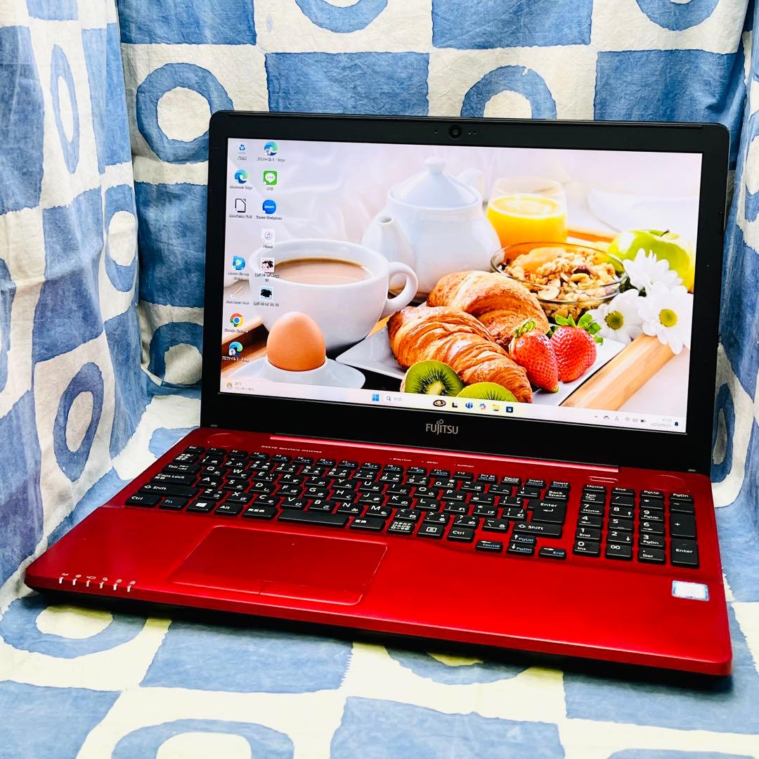 綺麗ブルーレイ♪快適SSD☆大人気赤ノートPC♡カメラ付き！第7世代☆Win11