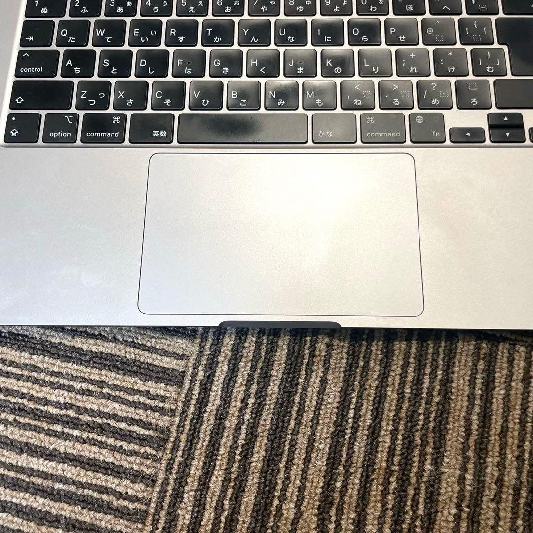 【F】Apple MacBook Air 2024 8GB 256GB SSD