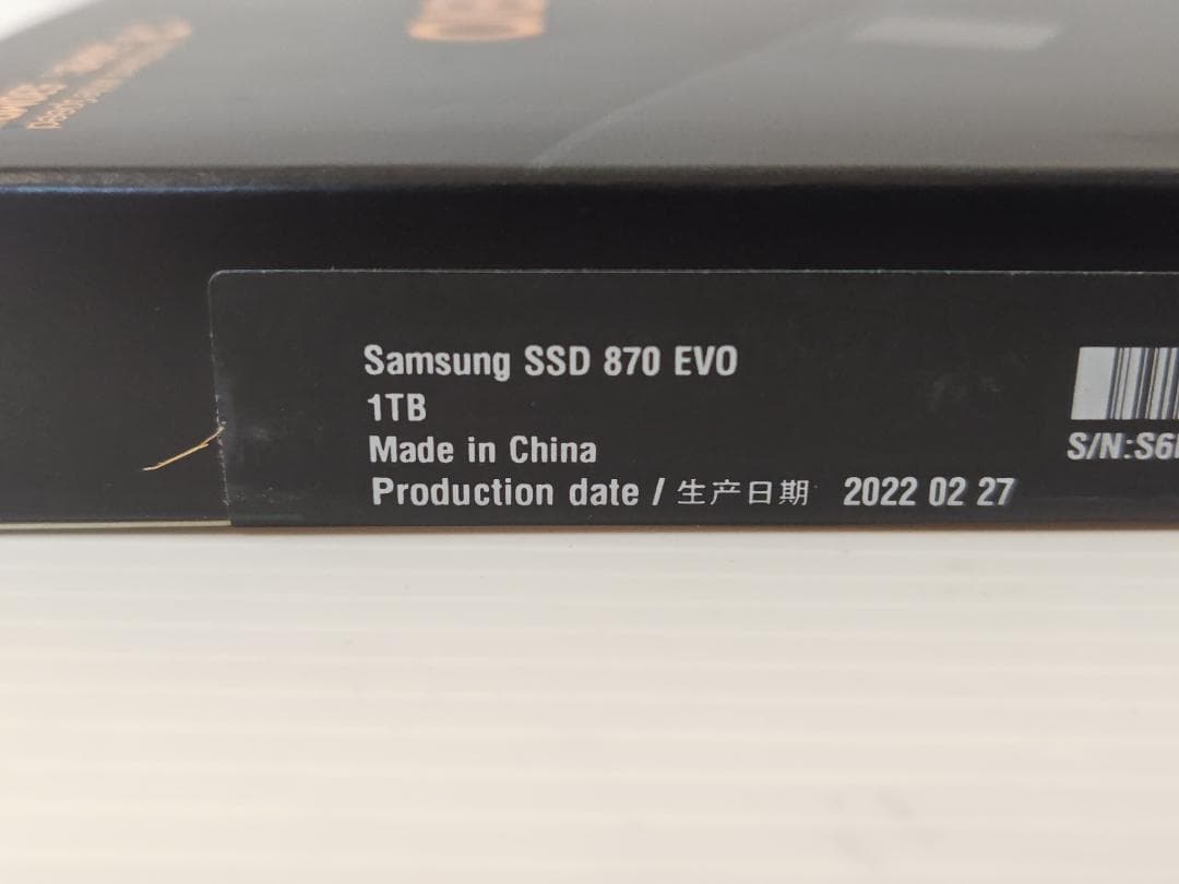 Samsung サムスン　860 EVO 1TB SATA 2.5インチ SSD