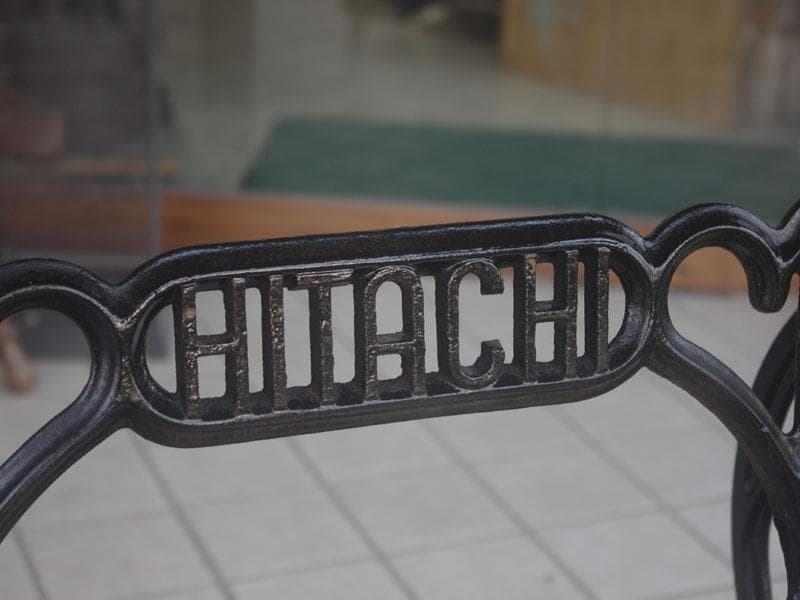 優美な曲線 木製テーブル 鉄脚 鋳物 ミシン脚