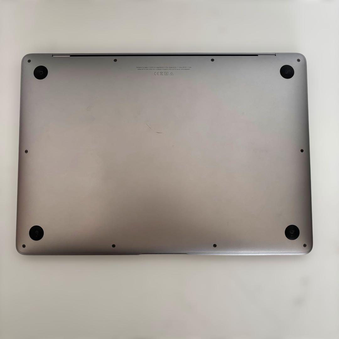 【ジャンク品】MacBook Air 2020年モデル 256GB（電源不良)