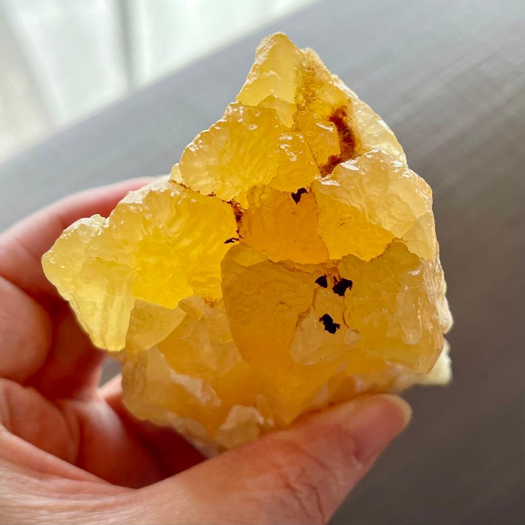 イエロー アラゴナイト 234.06ct 原石 パキスタン 鉱物 鉱石 天然石