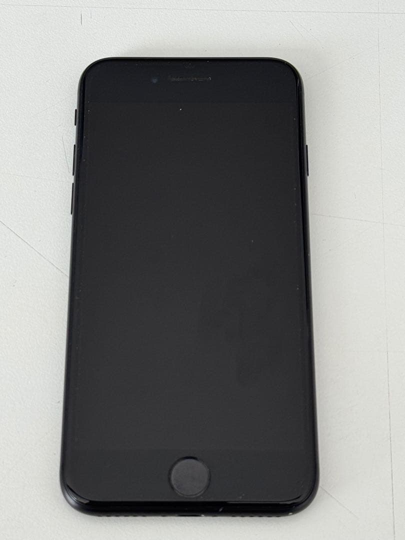 iPhone SE2 第2世代128GBブラックSIMフリー