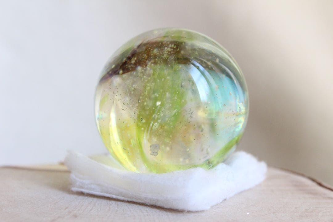 シエラネバダ産アンダラクリスタル　スフィア　マルチカラー　グリーン系