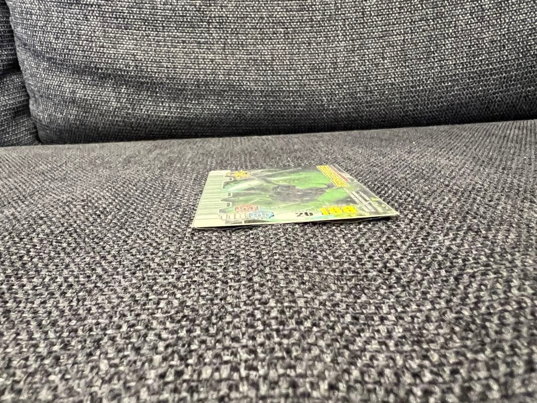 2008年アダー完結編第1弾 ギラファノコギリクワガタ MC001 トレカグッズ