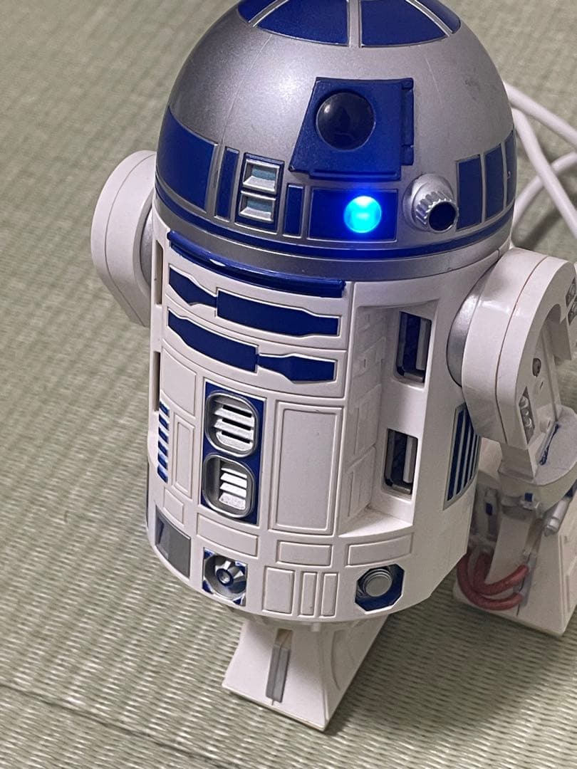 【希少】Starr wars R2-D2 USBハブ　即日発送！