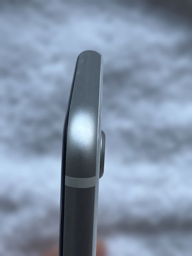 スマートフォン本体 Apple iPhone SE2 128GB