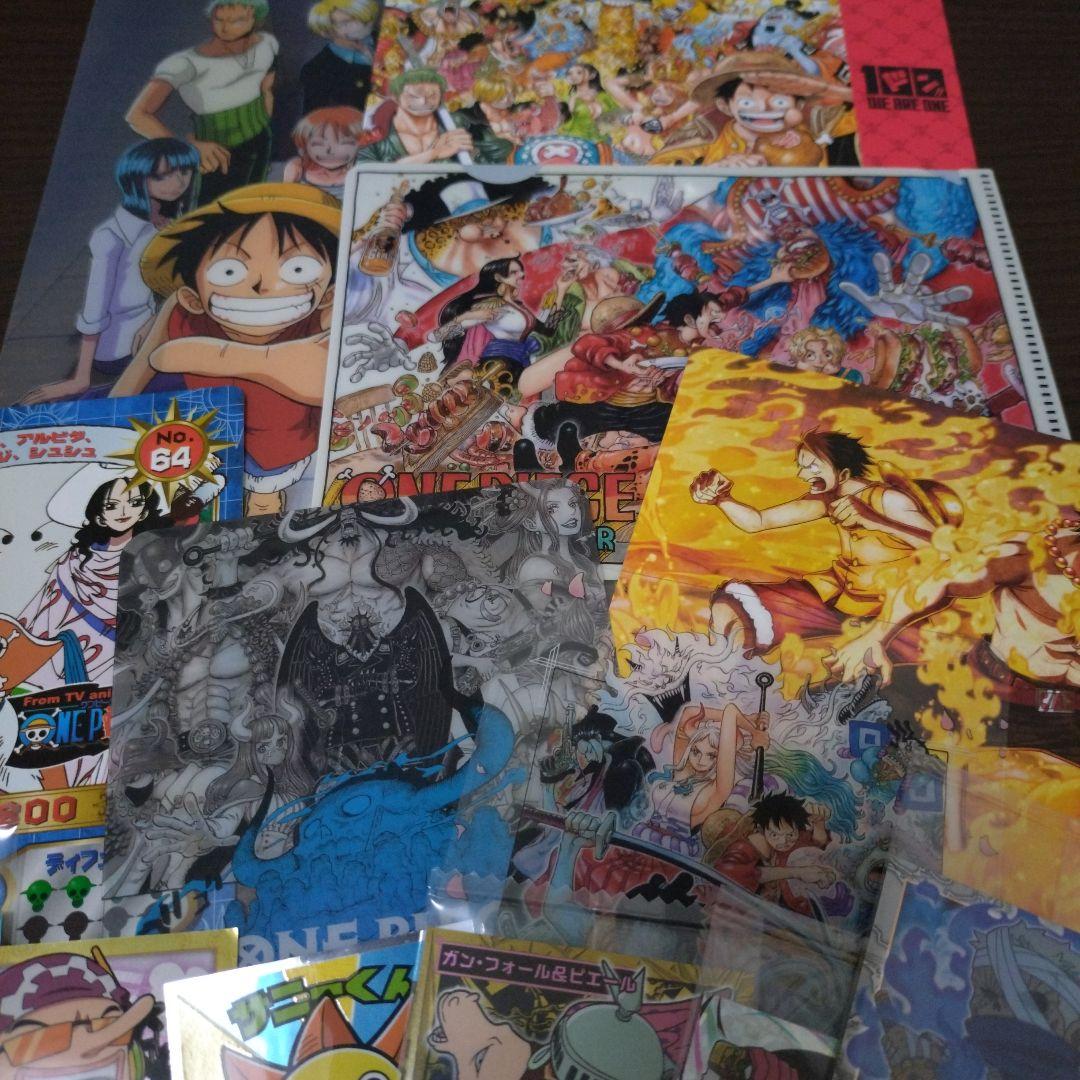 ワンピース シール　ポストカード　クリアファイル　セット