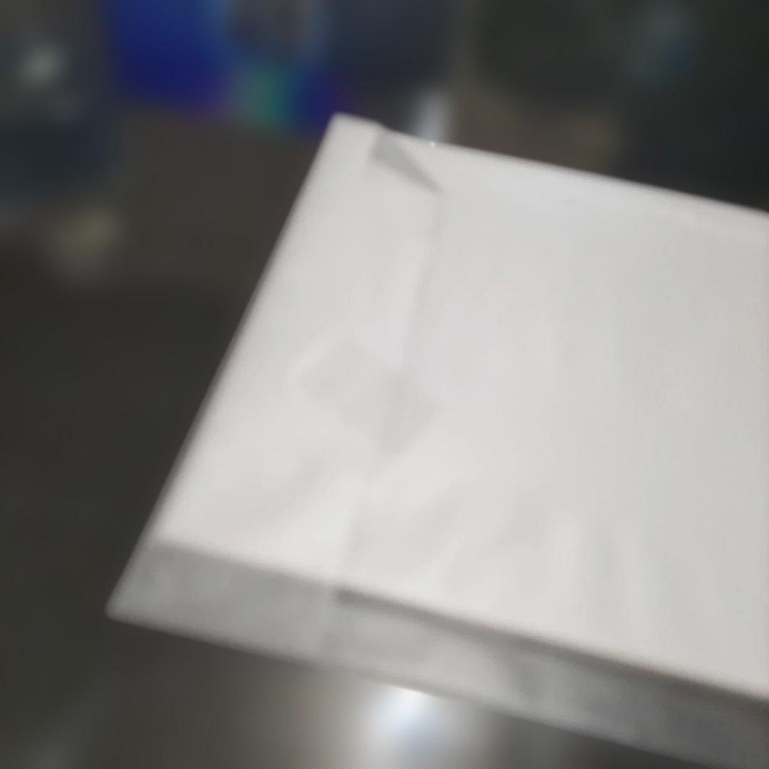 【未開封品】AKB48 八木愛月 2025 福袋 パーカー 生写真 等まとめ売り