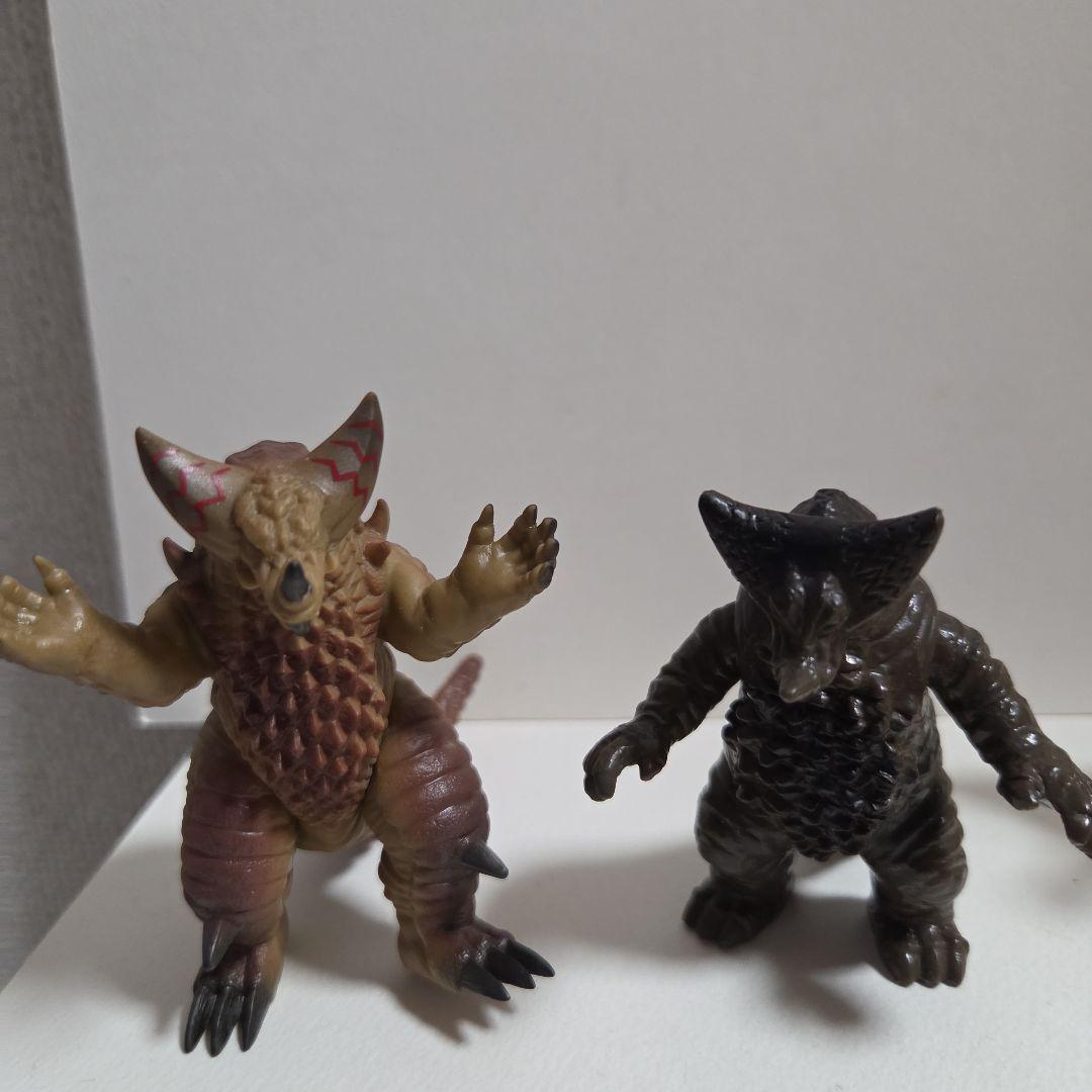 ウルトラマン　怪獣フェギュア　ソフビ　　まとめ売り　23体