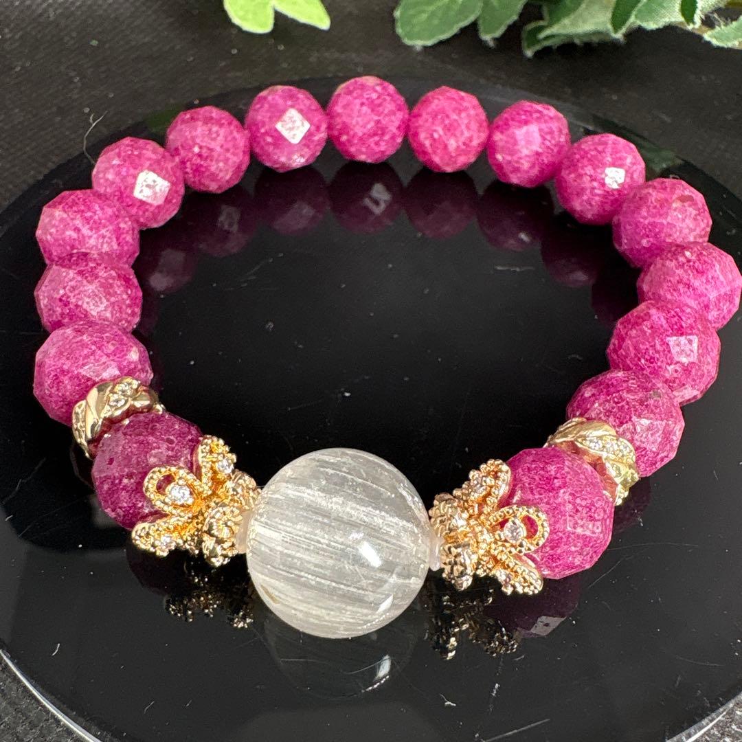 ＊mimi様お取置き1/25＊ホワイトラビットヘア　ルビーブレスレット