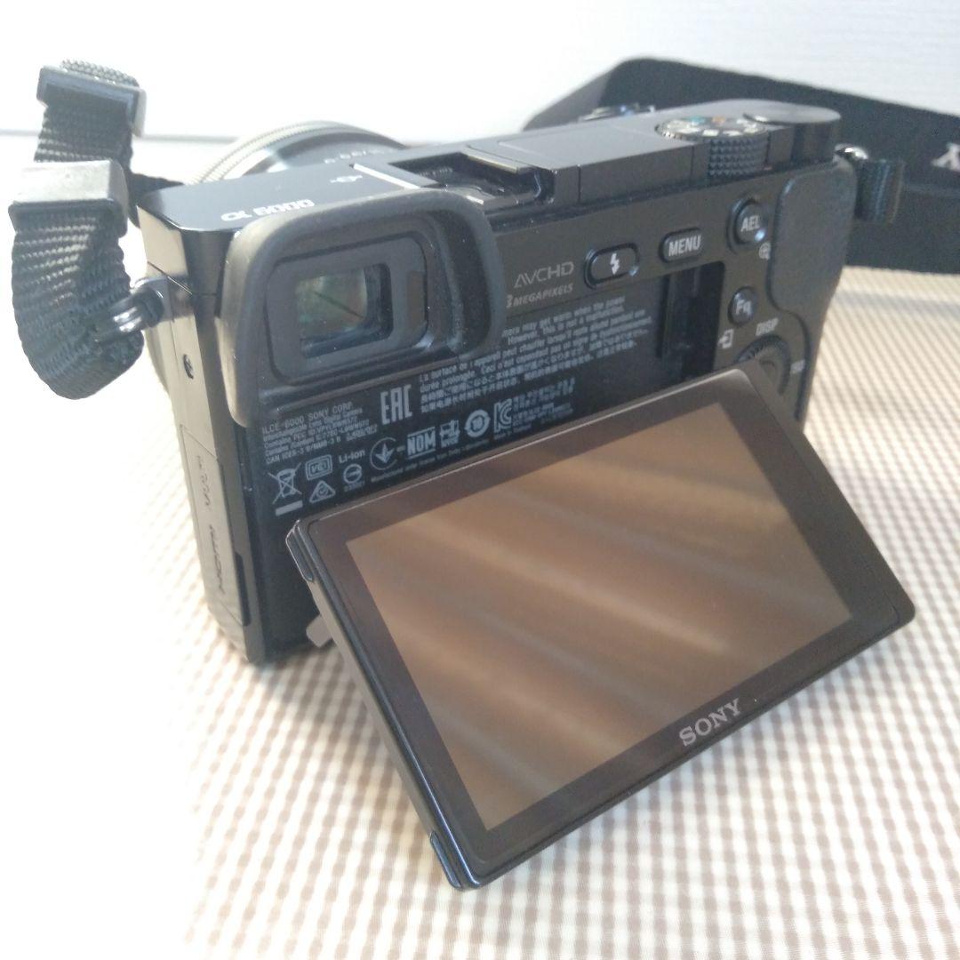 SONY α6000 ダブルズームレンズキット（ILCE-6000Y）