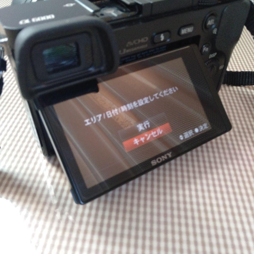 SONY α6000 ダブルズームレンズキット（ILCE-6000Y）