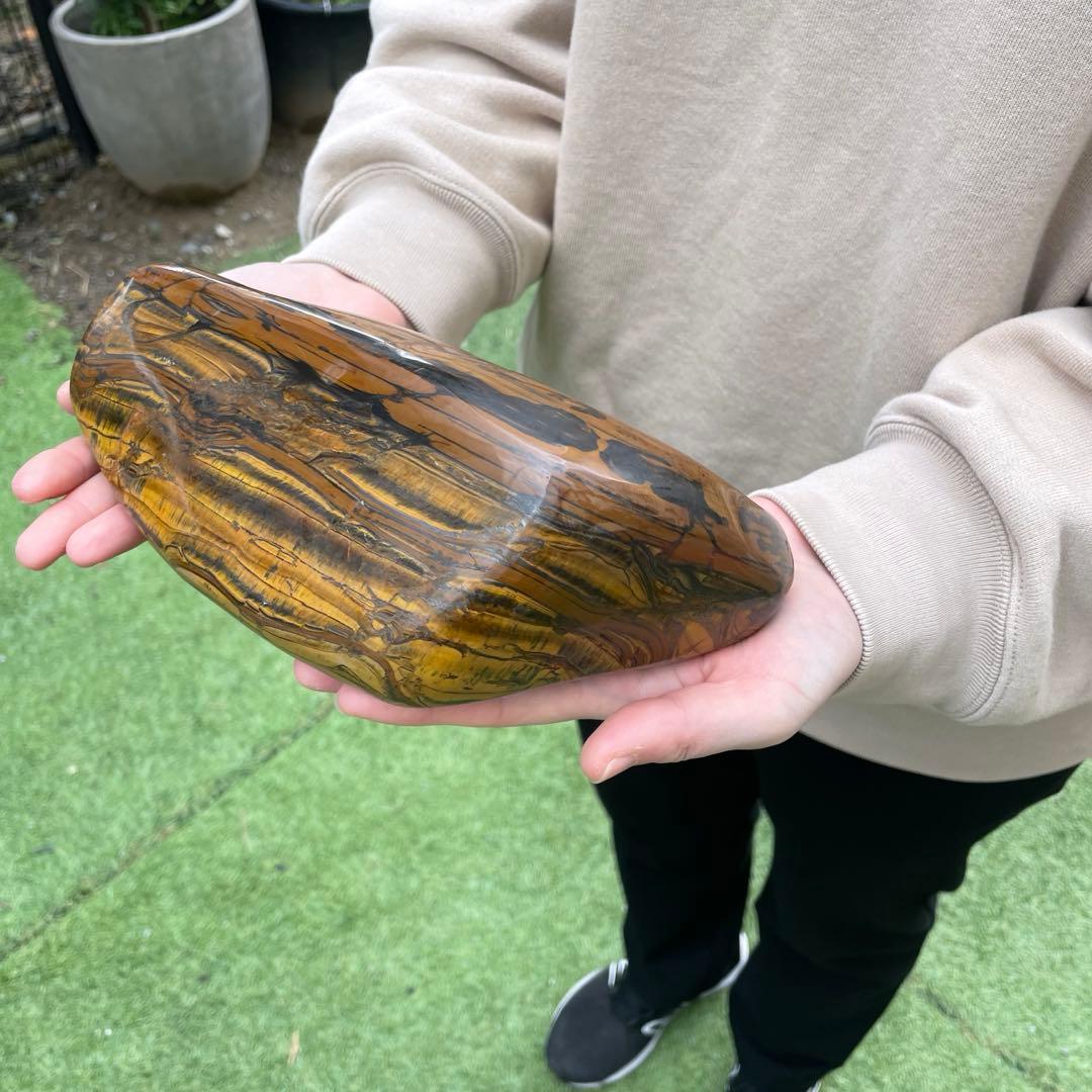 天然タイガーアイ 原石 美しい光沢と模様 置物やコレクションに最適