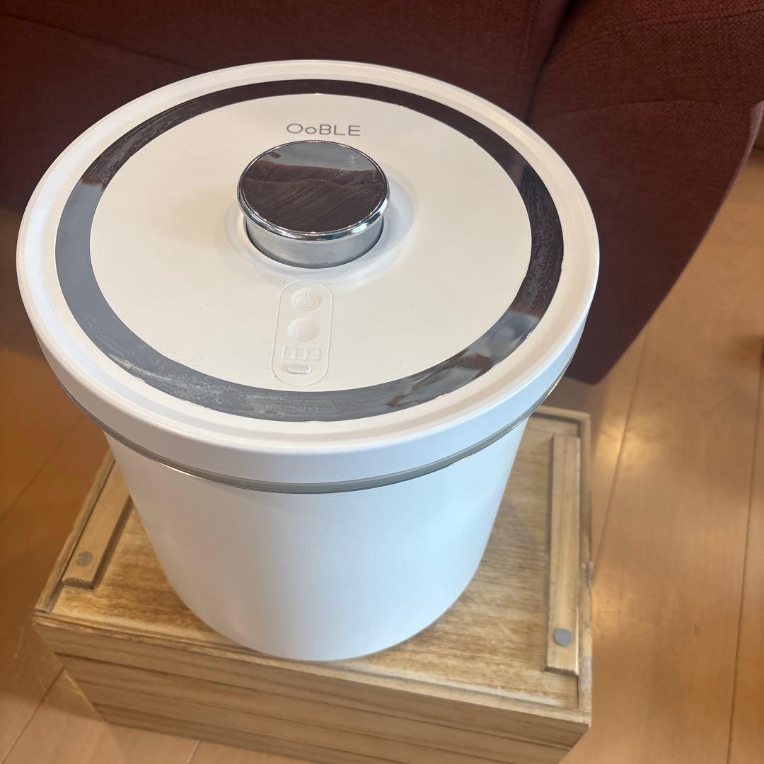 OoBLE 真空保存容器 13L