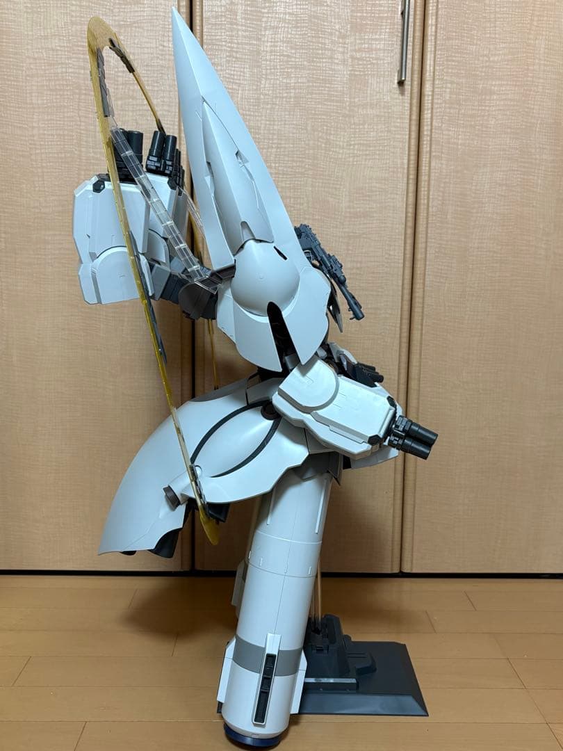 ＨＧ 1/144 ＩＩネオ・ジオング（ナラティブVer.）　組み立て済み