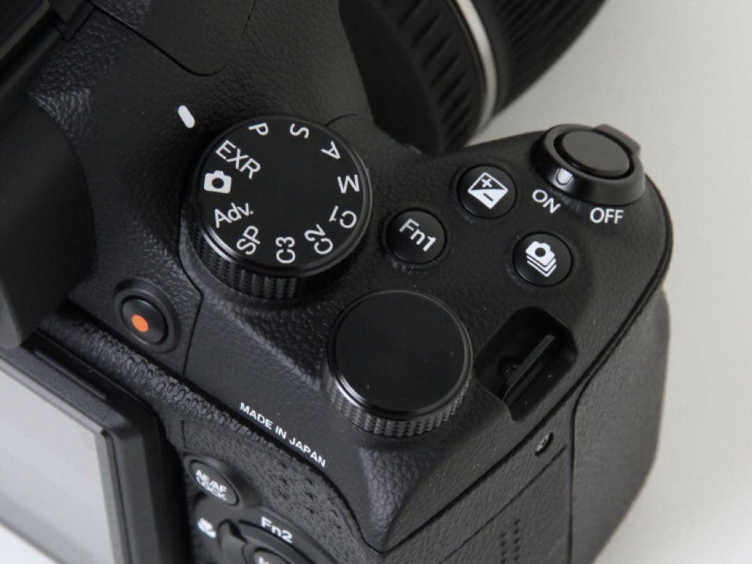 新品！FUJIFILM X-S1 デジタルカメラ