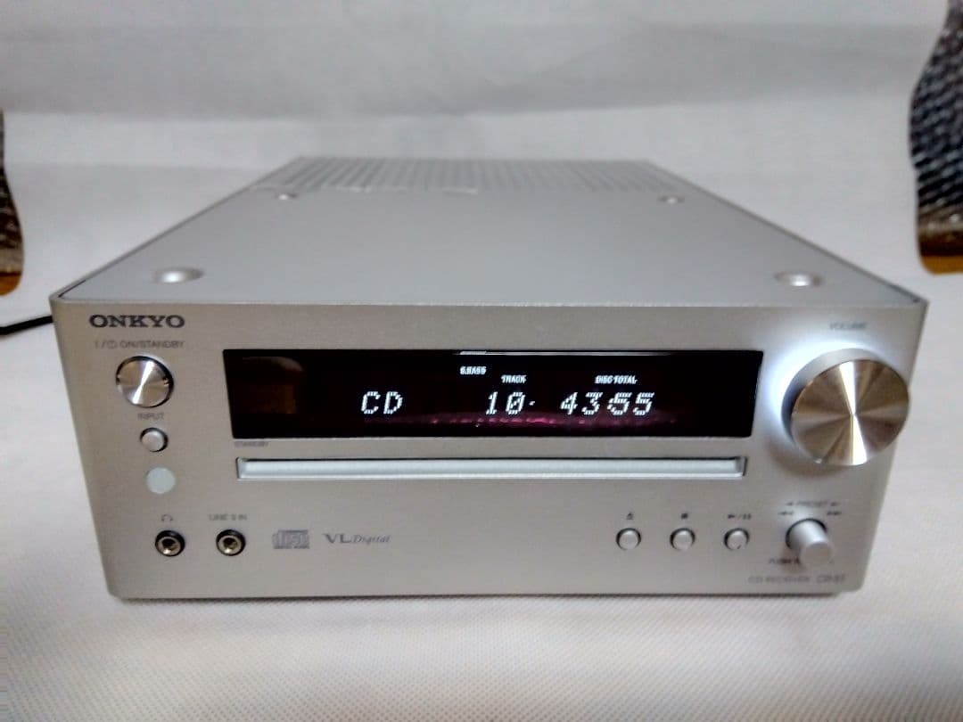 【美品！】CD/FMチューナーアンプシステム　オンキョー X-S1動作確認済み