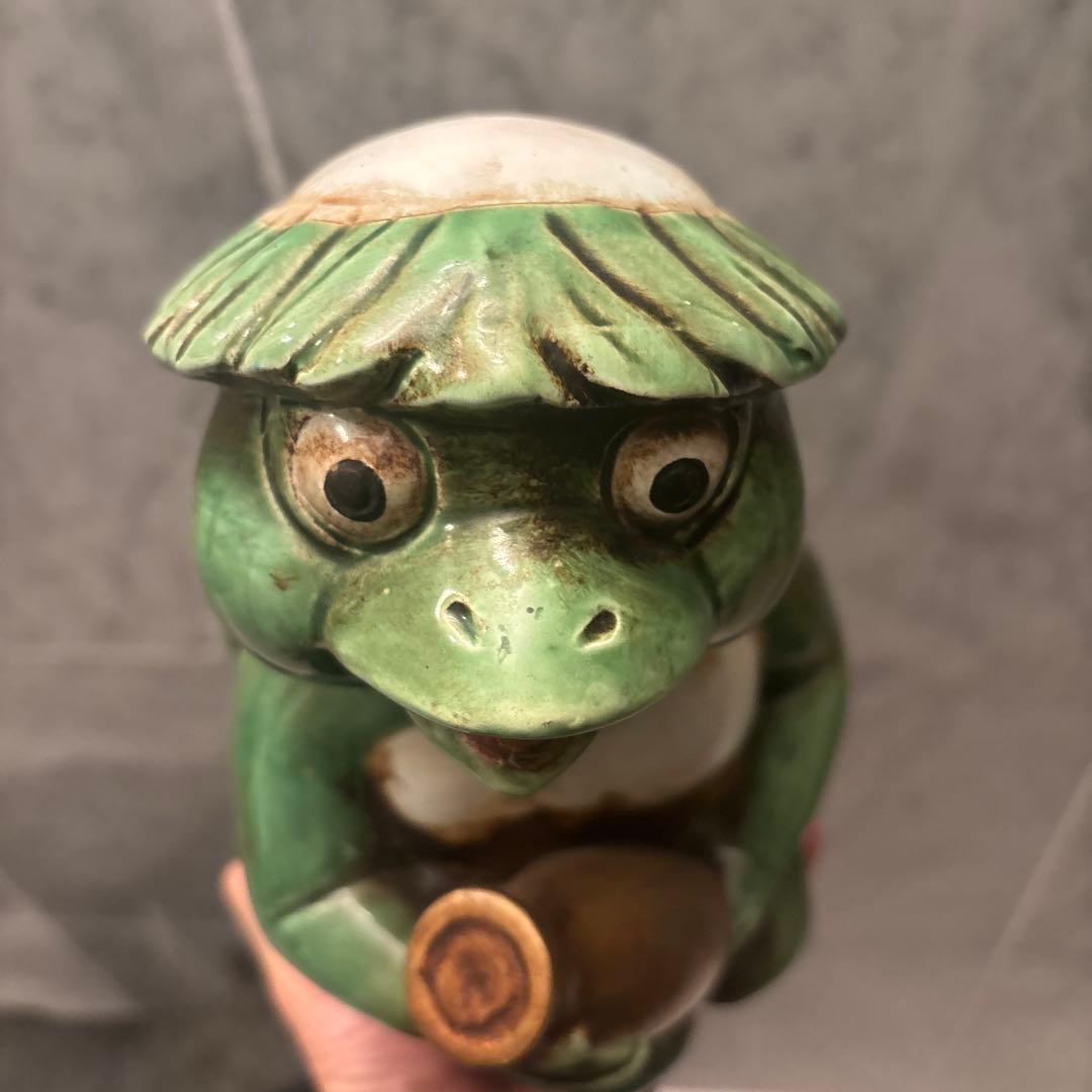 ビンテージ大きな瞳が可愛いカッパがお酒を注いでくれる陶器オブジェ