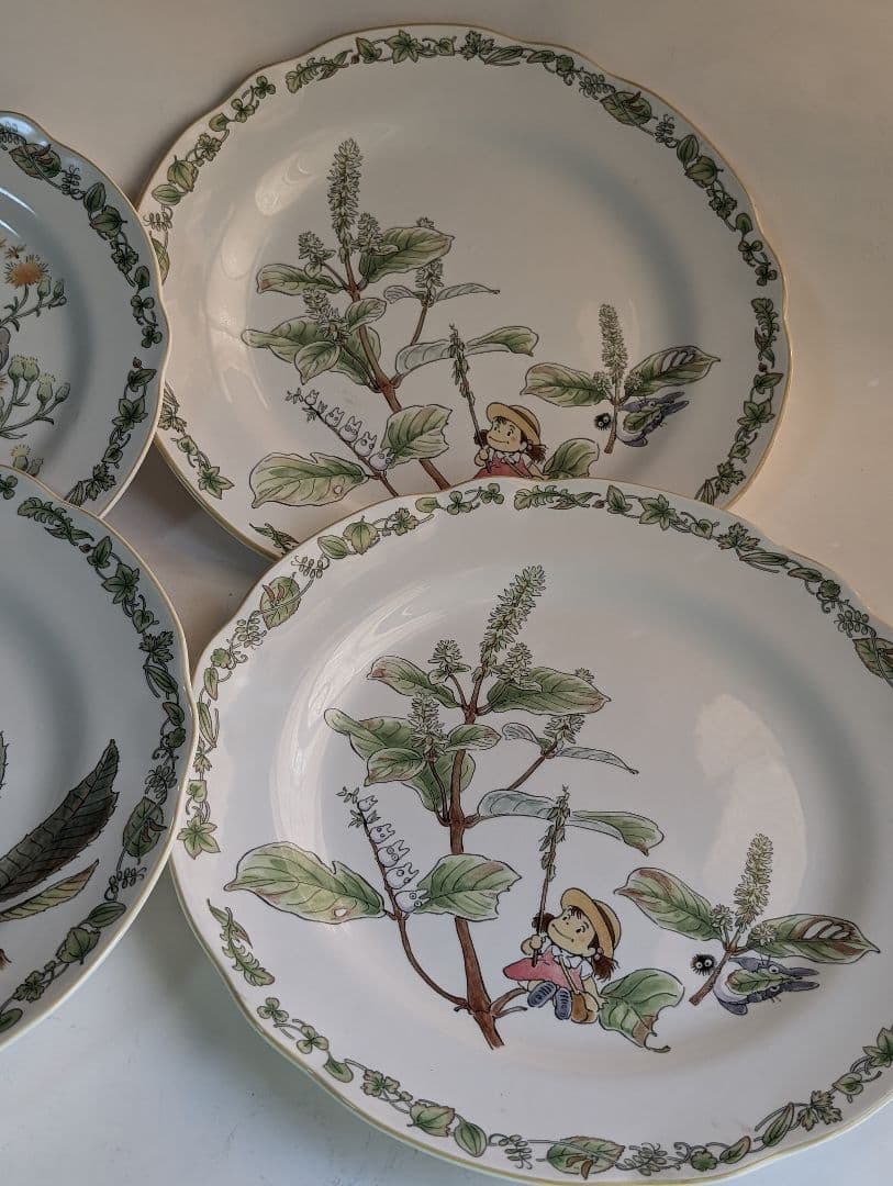 なごみ（i！）ノリタケ　トトロ デザイン 皿 4枚セット