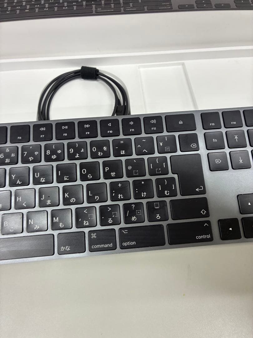 Magic Keyboard 日本語配列 Lightning充電ケーブル付き