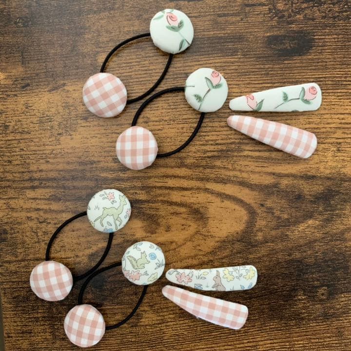 【102】リバティプリント使用　ハンドメイド　ヘアゴム　ヘアピン　4個セット
