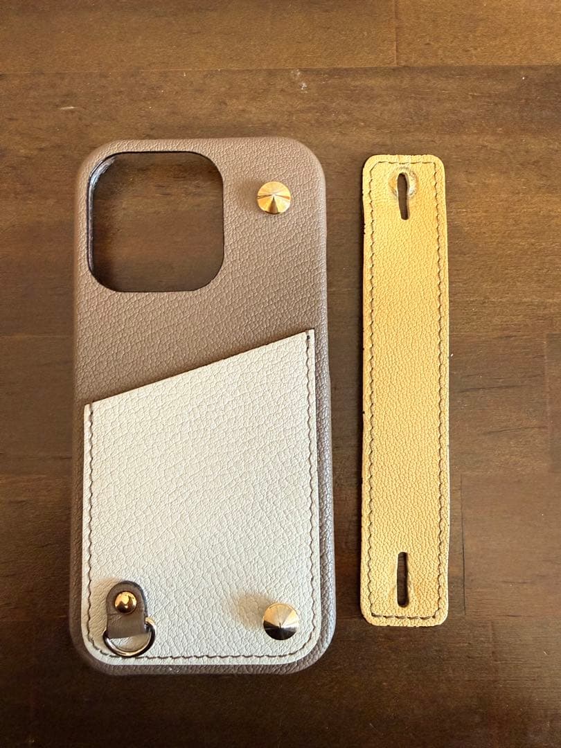 【CxC Leather 】高級レザー　iPhone16proケース