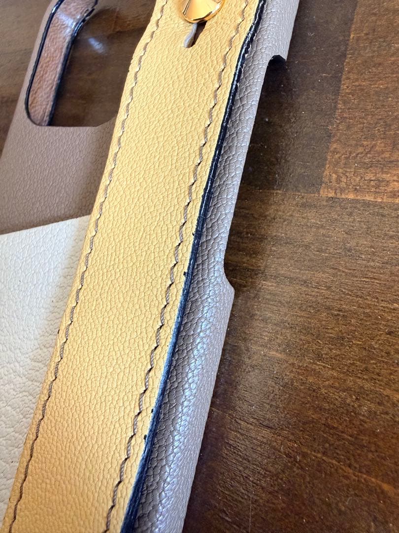【CxC Leather 】高級レザー　iPhone16proケース