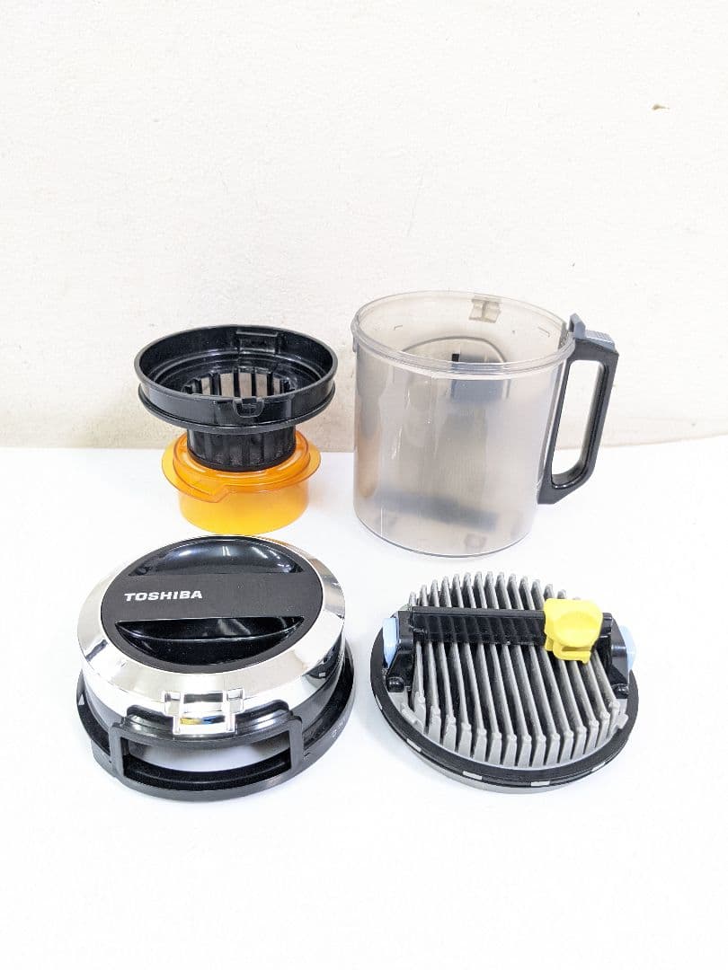 TOSHIBA 東芝 VC-CF30-R サイクロン式掃除機 2021年製