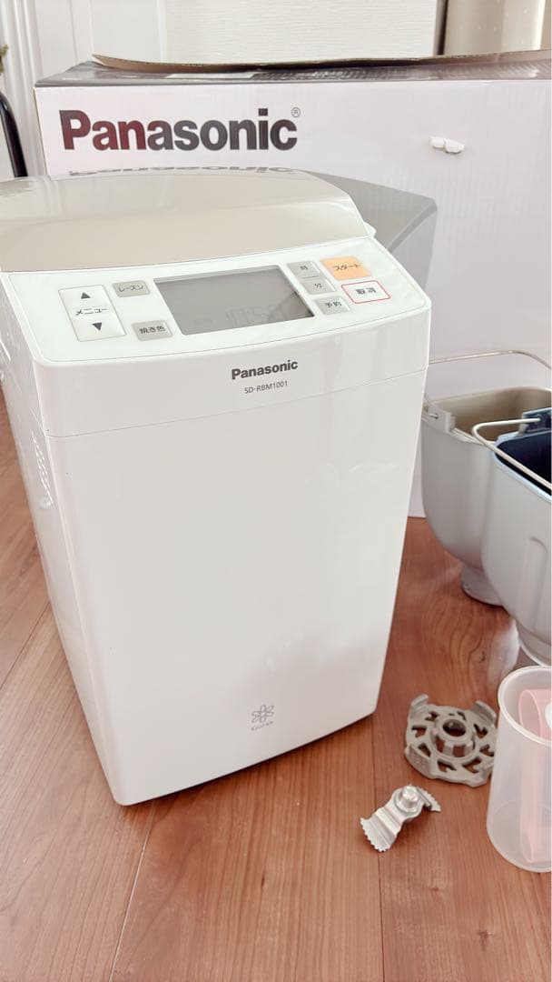 Panasonic ホームベーカリー SD-RBM1001-W