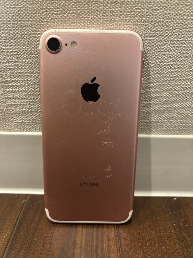 iPhone7 ローズゴールド 本体
