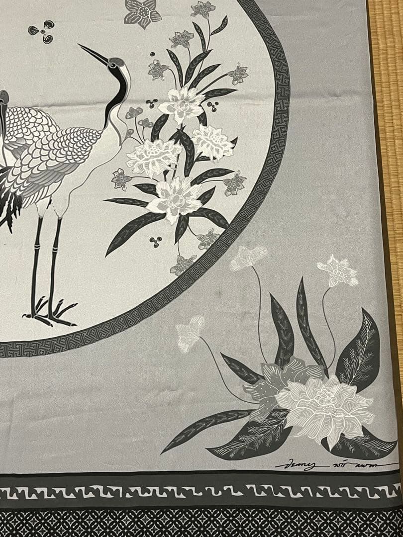 未使用品　インドネシア　有名デザイナーシルクバティック大判スカーフ。