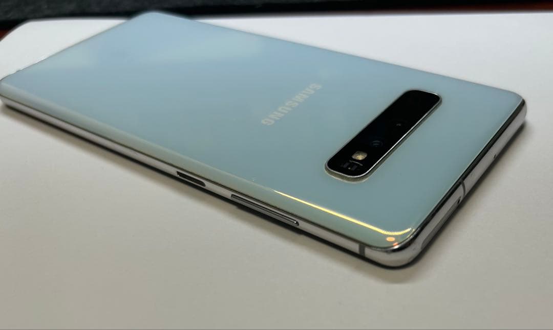 Samsung Galaxy S10+ 128GB SM-G9750 動作確認済