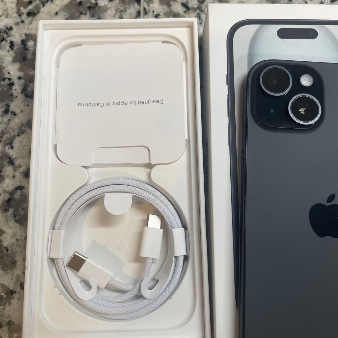 iPhone15 本体　1台