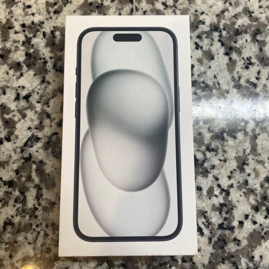 iPhone15 本体　1台