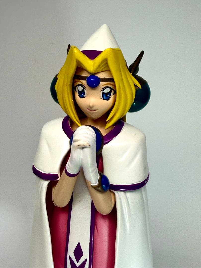 【1997年当時物スレイヤーズTRY フィギュア リナ＆アメリア、希少ガウリイ付