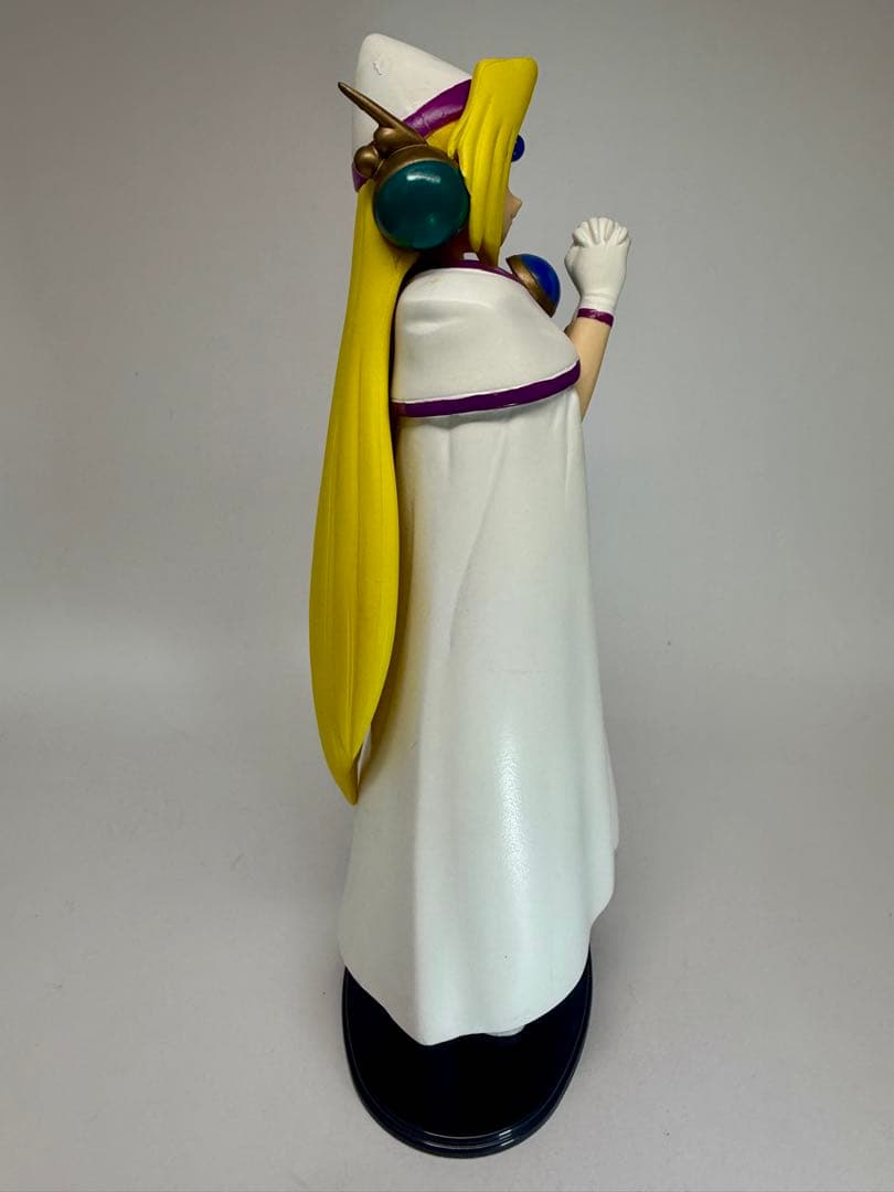 【1997年当時物スレイヤーズTRY フィギュア リナ＆アメリア、希少ガウリイ付