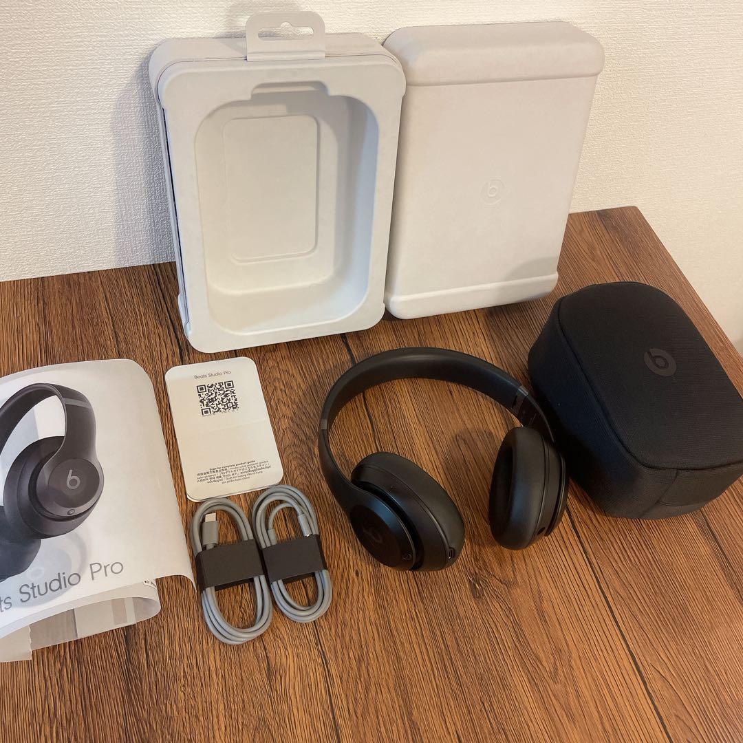 《完品・美品》Beats Studio Pro ワイヤレスヘッドホン　ブラック黒