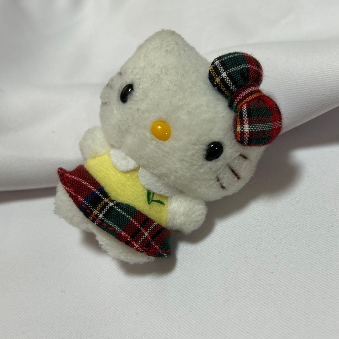 ♡激レア　ハローキティ　タータンチェック服 ぬいぐるみ♡