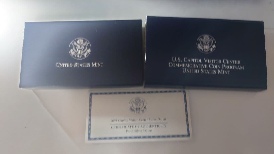 カ*ス様 2001年 U.S. Capitol 記念銀貨硬貨　１ドル銀貨　説明書