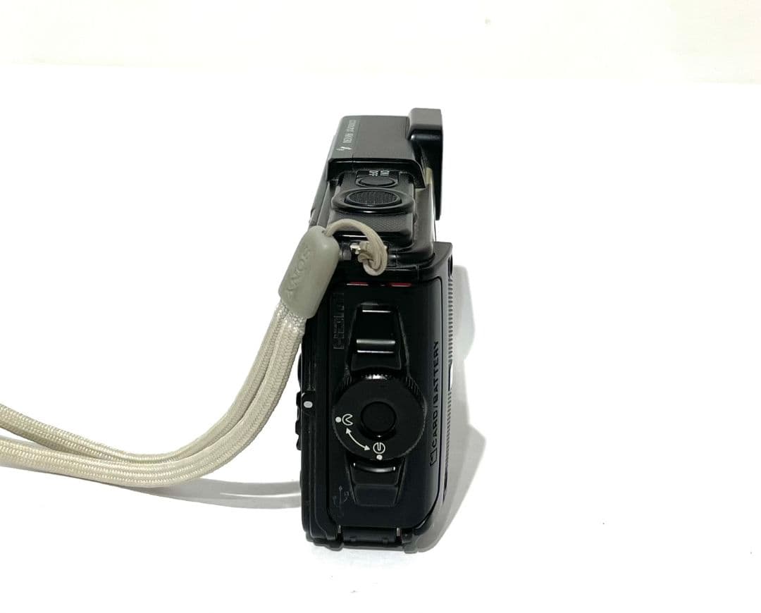 ニコン COOLPIX AW130 防水 カムフラージュグリーン デジカメ