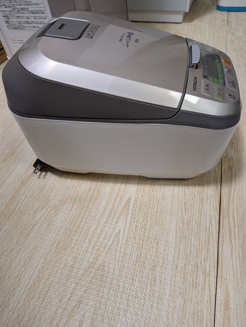 美品 HITACHI IH炊飯器 RZ-TS104M 5.5号炊き