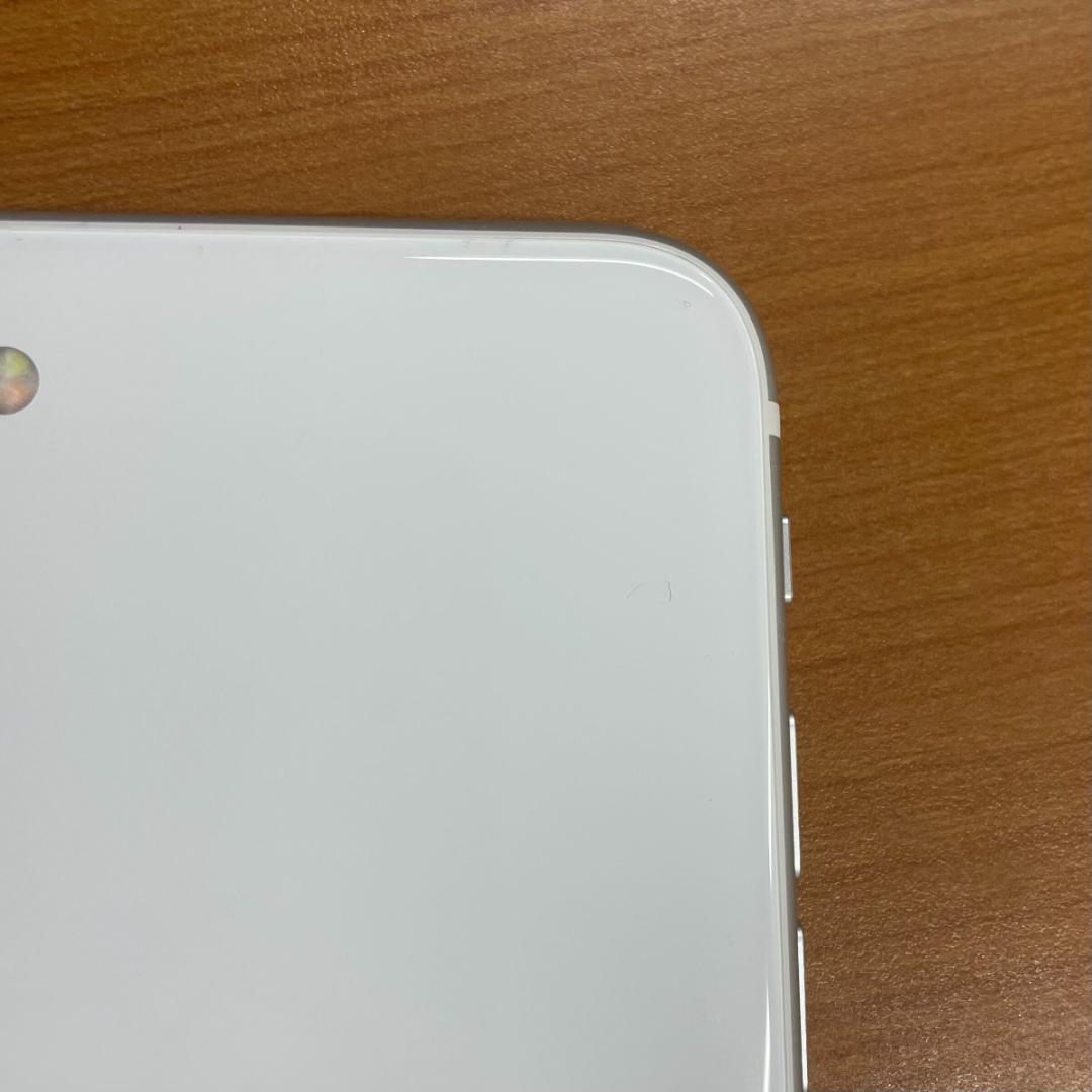 K*i様 動作確認済み iPhone SE 第2世代 128GB ID:J456