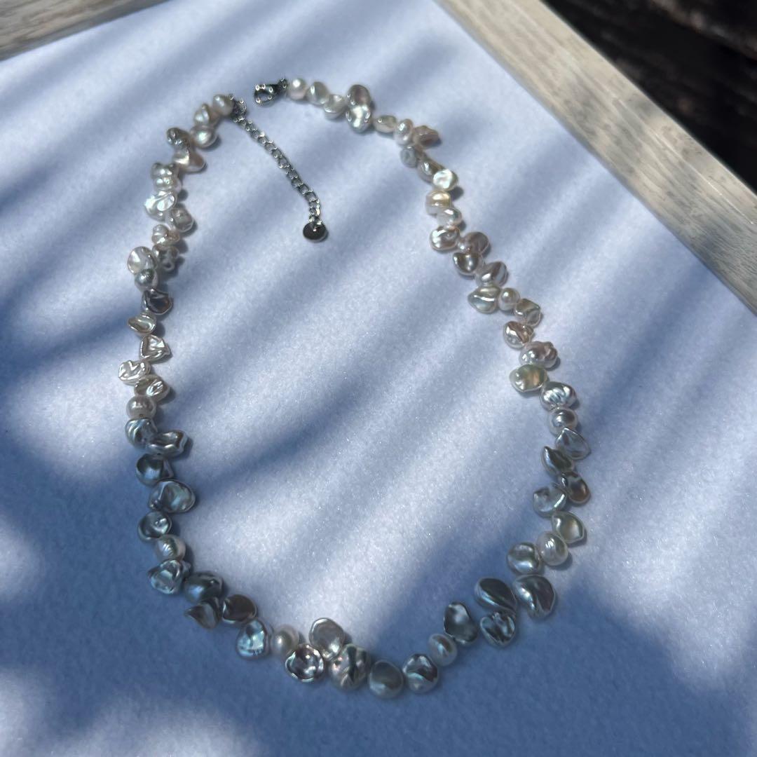 花びらケシパール一連ネックレス　淡水パールネックレス　メタリック　淡水本真珠