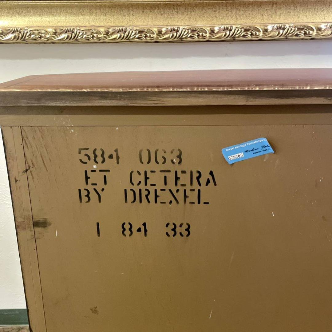 r982r103 アメリカ最高峰の高級家具 ドレクセルヘリテイジ サイドボード