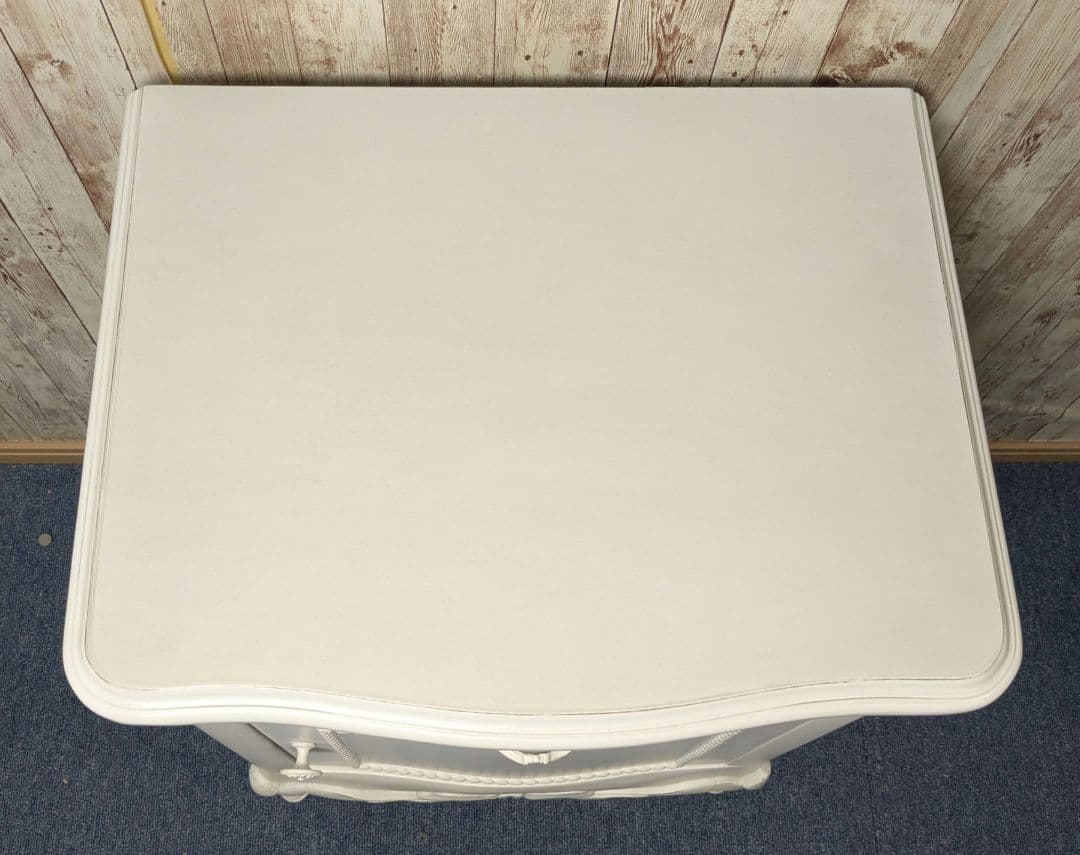 Rubanchou吉川ひなのリュバンシュ サイドチェスト テーブル直接引取り歓迎